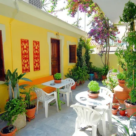 Aiolos House * Skiathos Town