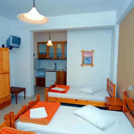 Aiolos House Guest house *