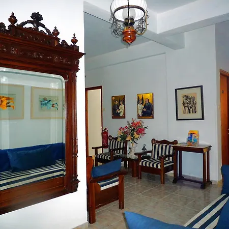 Aiolos House *